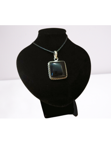 photo d'un pendentif Obsidienne larme d'apache