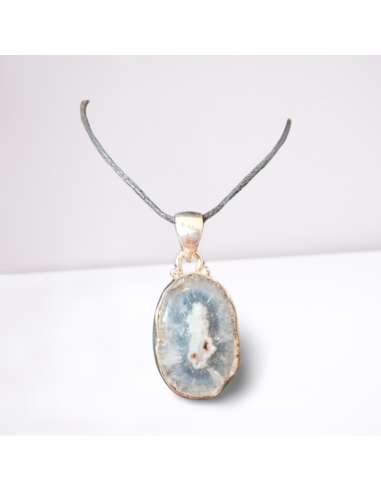 photo d'un pendentif en Agate dendritique